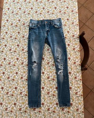 Pantaloni luongo rotti