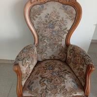 Poltrone ricamate in coppia 