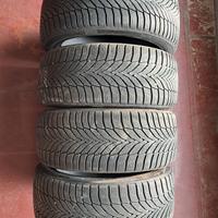 4 gomme termiche Nexen 225/45-17