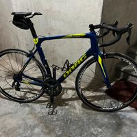 BICI DA CORSA AERO IN CARBONIO marca DRAG