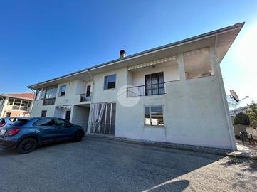 5 LOCALI A CASTELL'ALFERO