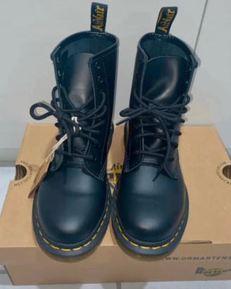 Anfibi Dr. Martens