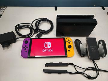 Nintendo Switch modello OLED da 64 GB