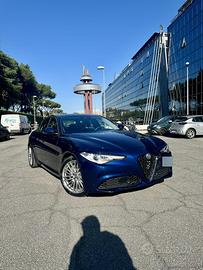 Alfa Romeo Giulia 2.2 2017