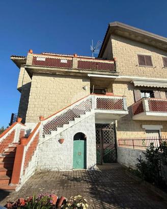 PORZIONE DI QUADRIFAMILIARE A SCALEA