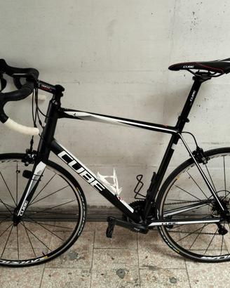 Bici da corsa CUBE PELOTON