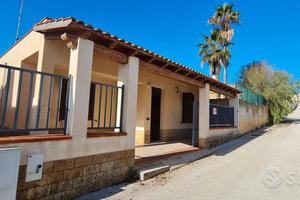 Triscina villa 5 vani a 160 metri dal mare