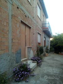 Abitazione,con 2 appartamenti