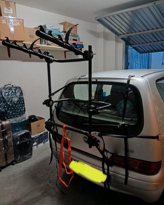 portabici posteriore per auto
