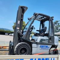 Carrello/muletto nissan dx25 diesel triplex