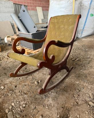 Sedia a dondolo vintage