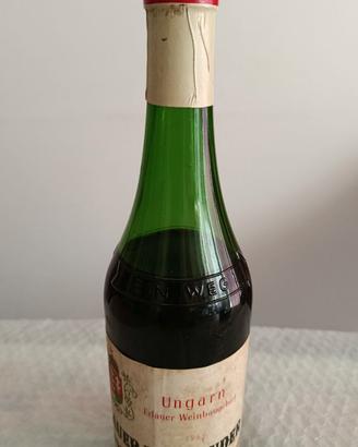 Bottiglia vino anno 1959 Erlauer Burgunder " Egri 