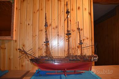 modellino galeone
