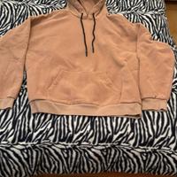 Felpa di colore marrone cammello