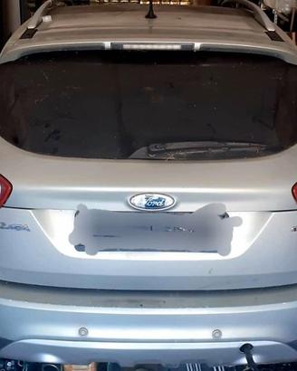 Ford Kuga 2009 per ricambi-Molti pezzi disponibili