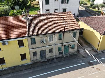 CASA INDIPENDENTE A ZEVIO