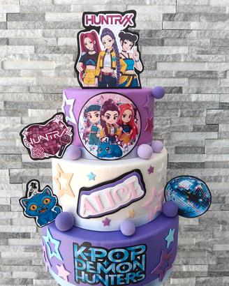 torta scenografica  kpop