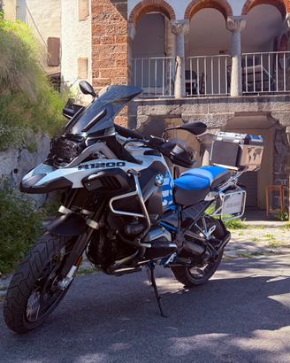 BMW R 1200 GS adventure rally