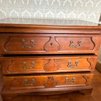 Armadio a cassetti in legno