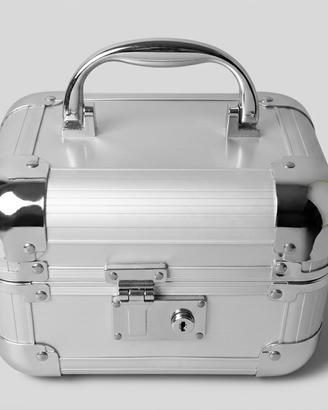 Beauty Case Rigido in Alluminio – Elegante