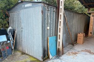 Box Rimessa attrezzi garage