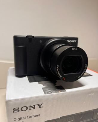 Sony ZV-1 