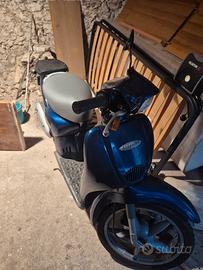 ciclomotore aprilia scarabeo 50
