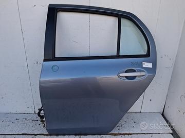 670040D110 PORTA POSTERIORE SX TOYOTA YARIS II RES