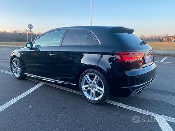 Audi a3 8v 2.0 TDI 150 S-line + tettuccio