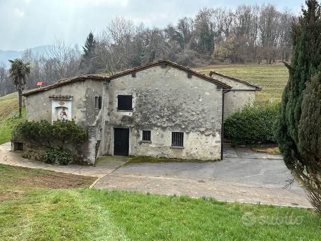 Rustico / Casale di 107 m² con 2 locali a Cene - Vista 3