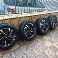 Peugeot 2008 GT Line -Cerchi Lega e Gomme da Neve