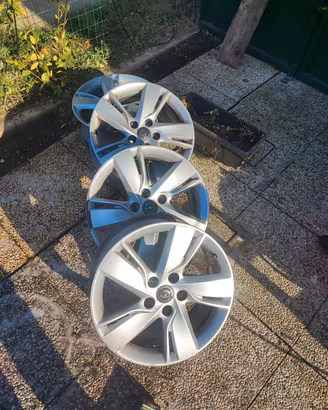 4 Cerchi in Lega Originali Opel 17" con logo fulmi