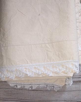 lenzuola vintage matrimoniali con ricamo 
