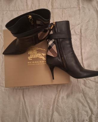 Stivaletti Burberry donna