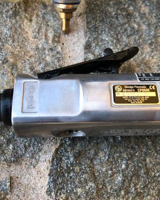 Smerigliatrice pneumatica CP860E