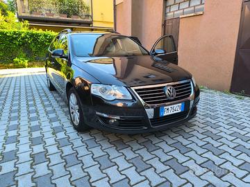 VOLKSWAGEN Passat 6ª serie - 2008