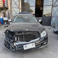 Ricambi Mercedes-Benz C220 AMG CDI 170cv del 2007