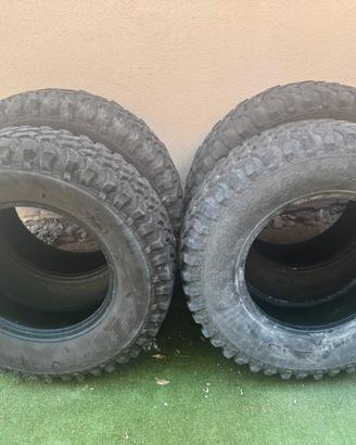 Gomme 4x4 fuoristrada 235/70 R16