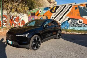 Volvo EX30 Single Motors Extend Range Ultra -FUll