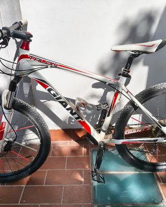Giant Talon MTB front 26 pollici 