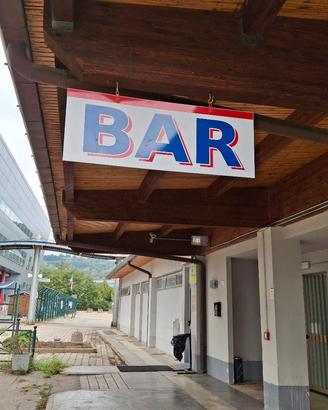 bar all'interno di centro sportivo