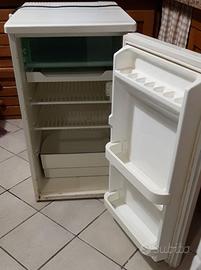 MINIFRIGO CON CELLA CONGELATORE IGNIS