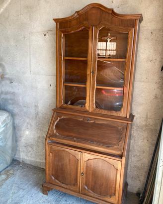 credenza elegante 