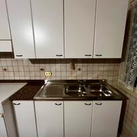 Arredamento in buono stato .