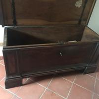 Cassapanca antica noce