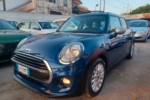 Mini 1.2 Benzina 5 porte Tetto PDC 2015