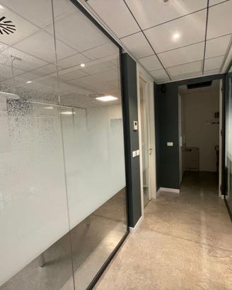 Ufficio indipendente con parcheggio e alta rendita