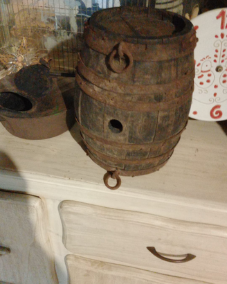 Botte antica + Macinino