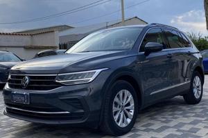 Volkswagen Tiguan Life 2.0 TDI 150CV DSG
