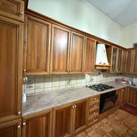 Cucina in legno artigianale